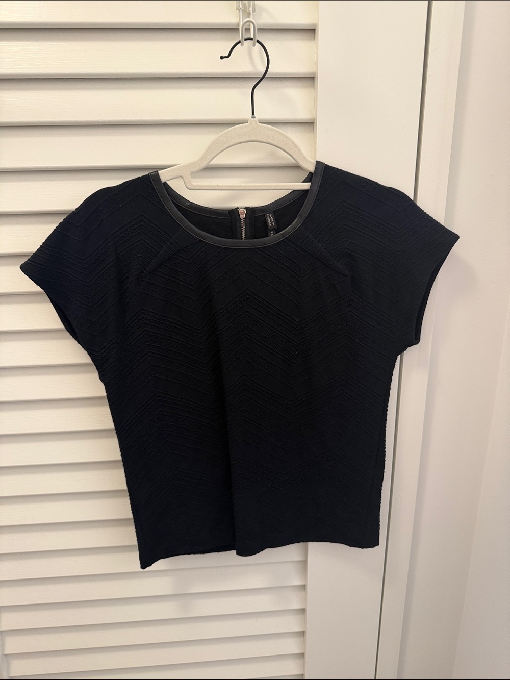 Karen Millen Black Textured Short-Sleeve Knit Top
